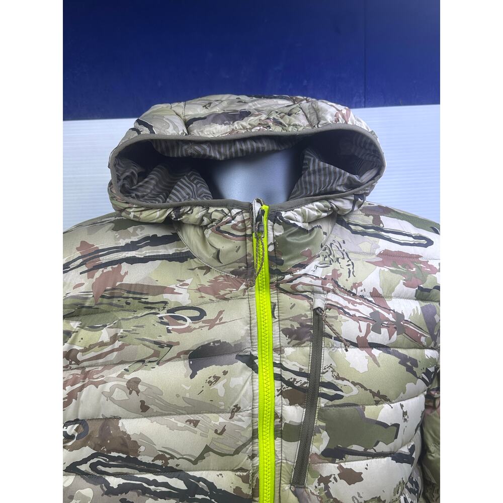 Under Armour Ridge Reaper Hunting Jacket w/Camouflage Pattern/Neon Zipper-Large - Picture 3 of 16